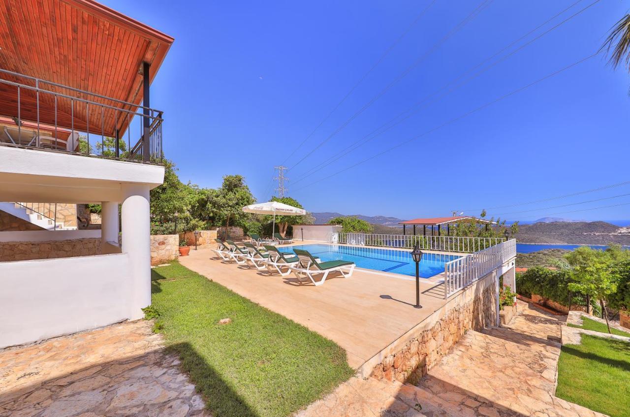 3 House Apart Kas Exterior photo